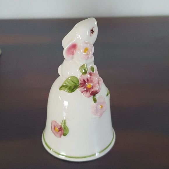 Lot of 3 Small Vintage Bells - Venezia - The Grand Canyon - Avon Bunny (1984) - Picture 10 of 11